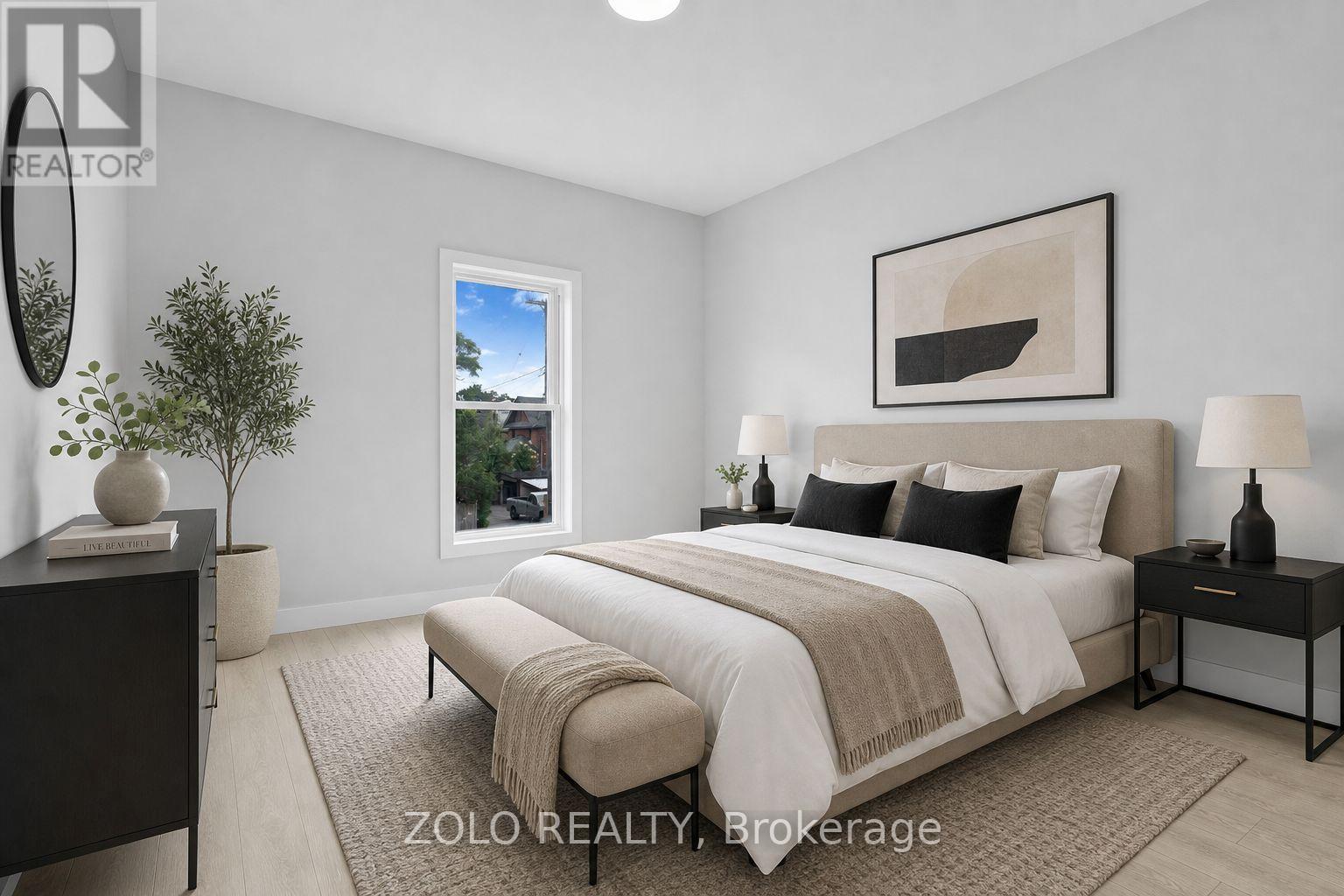 498 CHARLOTTE STREET - 12