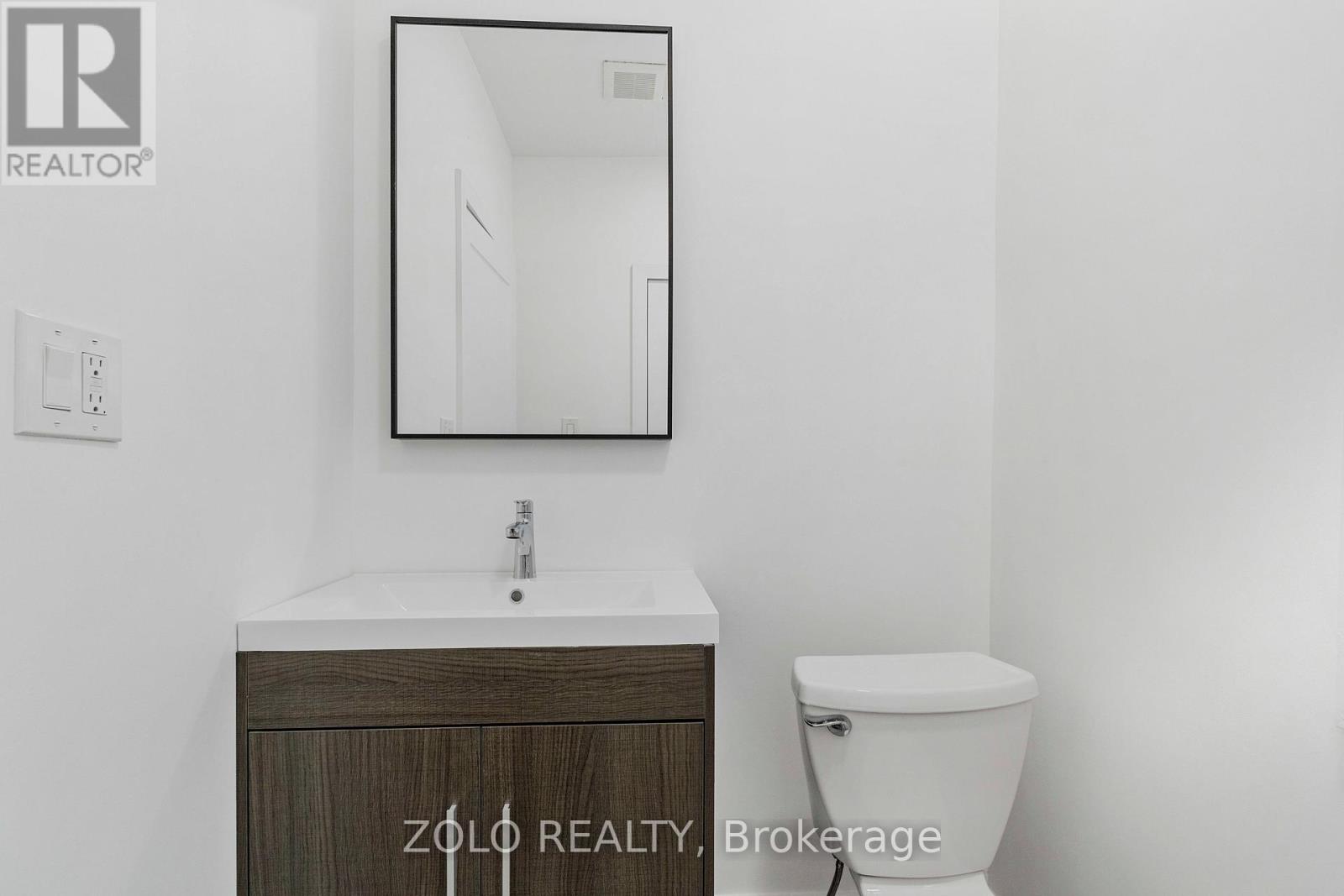 498 CHARLOTTE STREET - 17