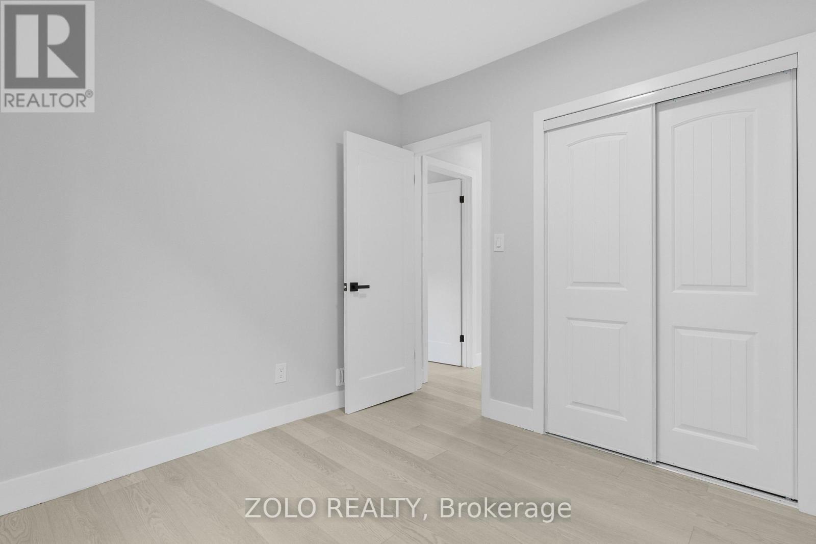 498 CHARLOTTE STREET - 22