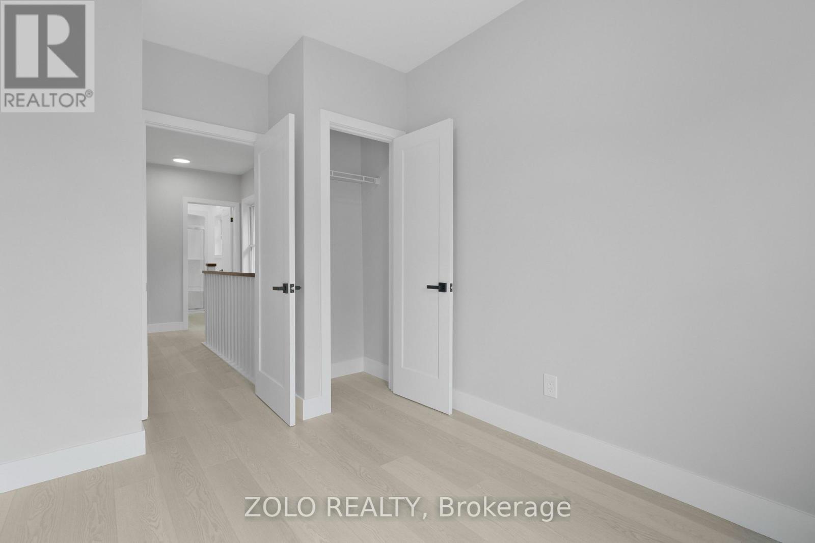 498 CHARLOTTE STREET - 25