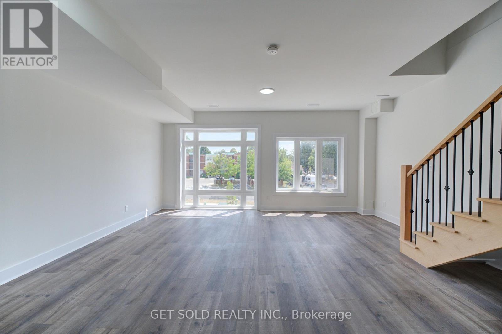 #12 6701 THOROLD STONE ROAD - 11