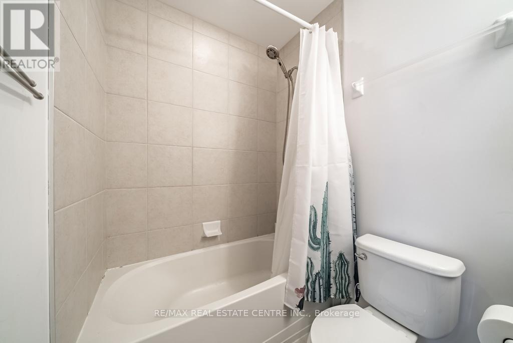 #502 90 CHARLTON AVENUE W - 10