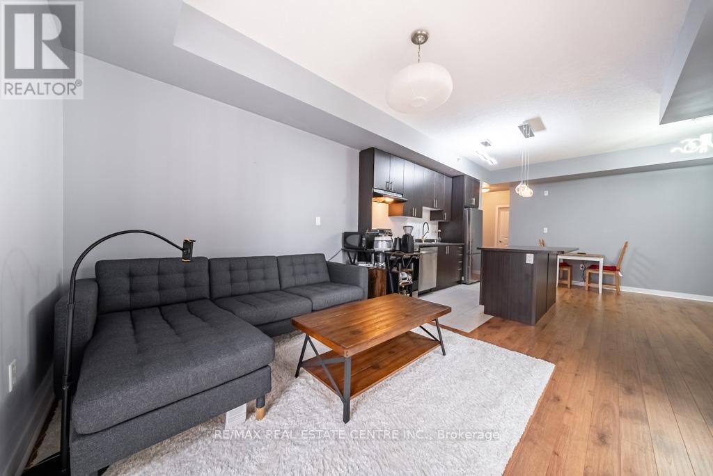 #502 90 CHARLTON AVENUE W - 20