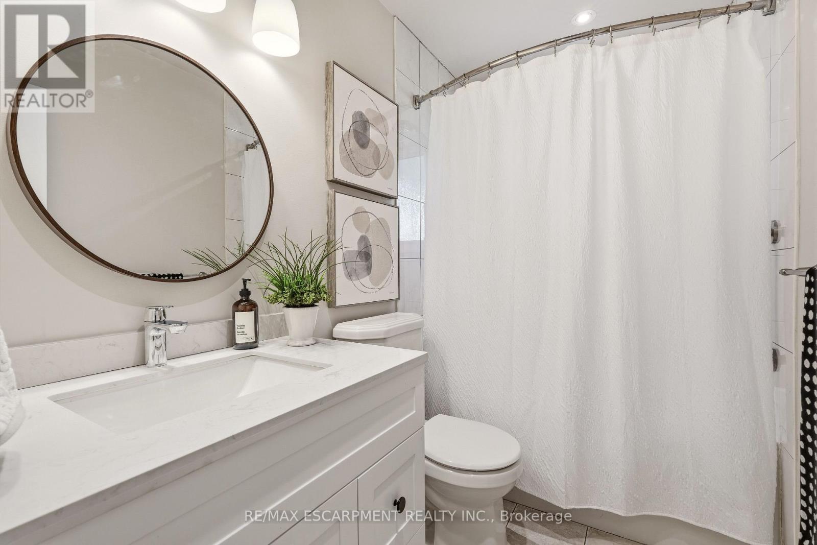 99 BYRON AVENUE - 20