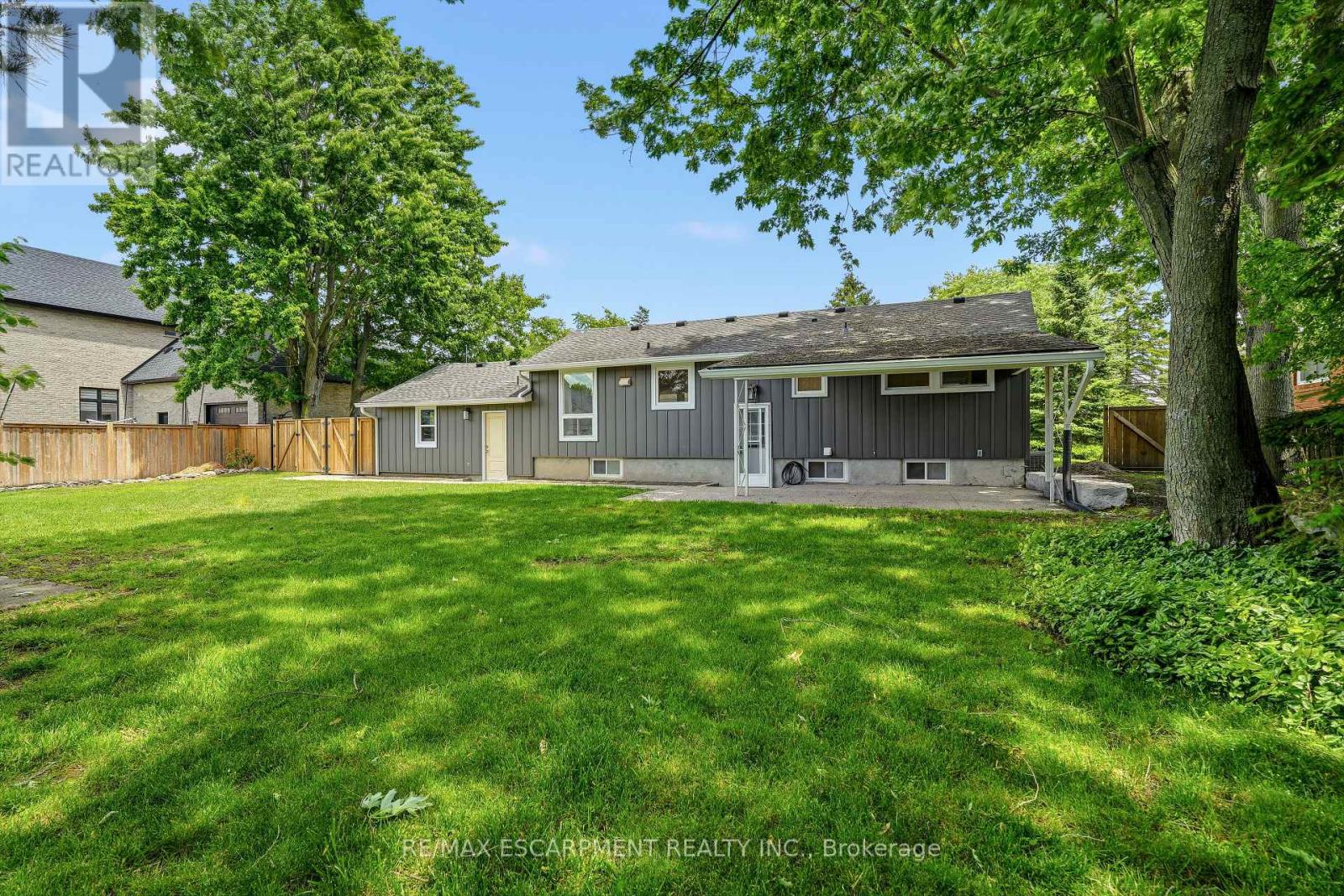 99 BYRON AVENUE - 34