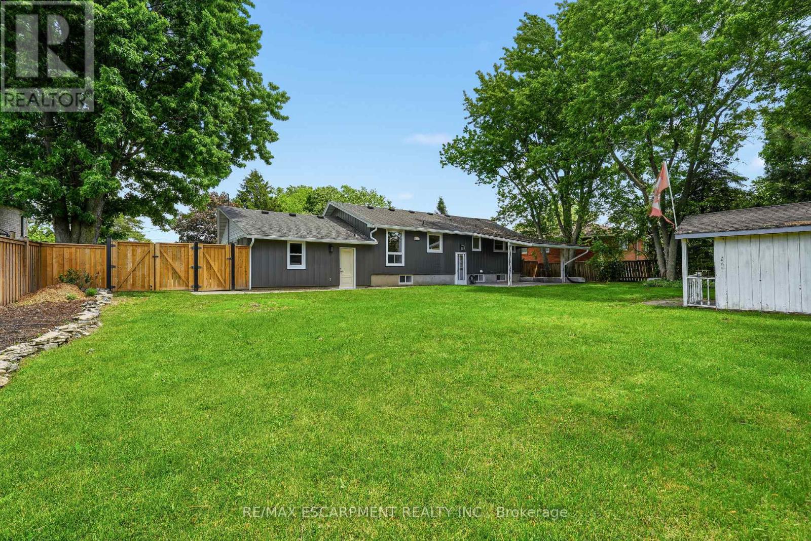 99 BYRON AVENUE - 35