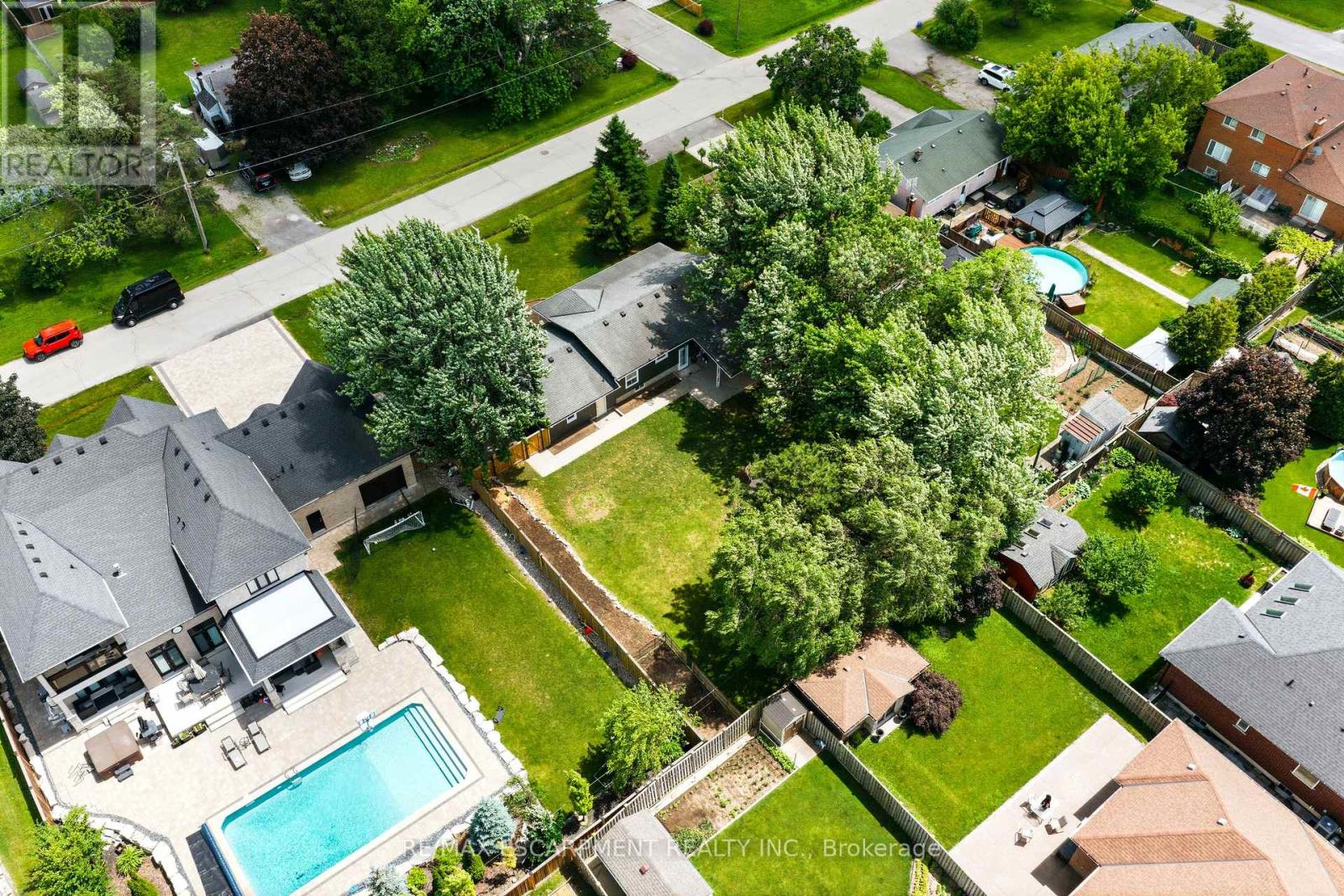 99 BYRON AVENUE - 37