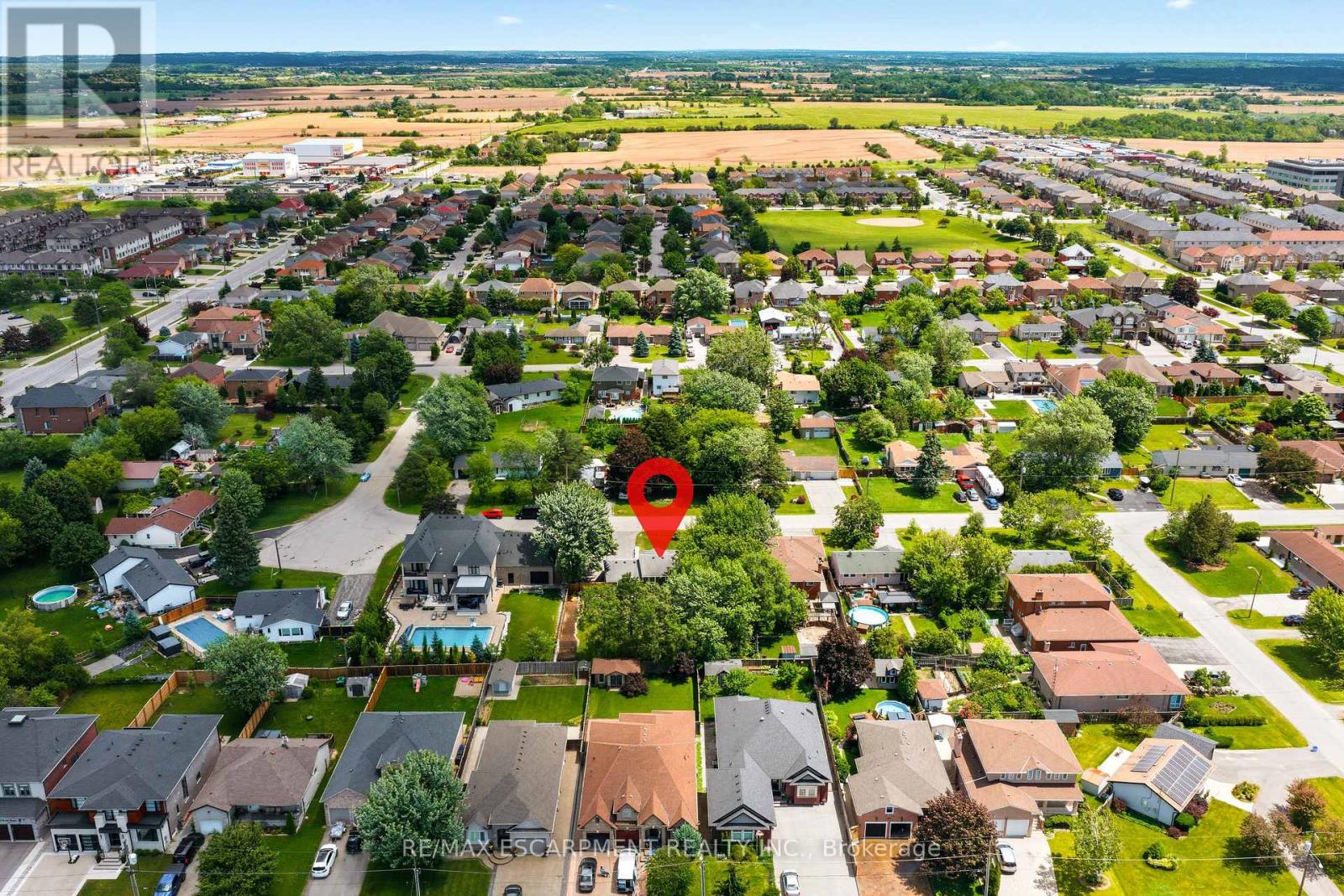99 BYRON AVENUE - 40