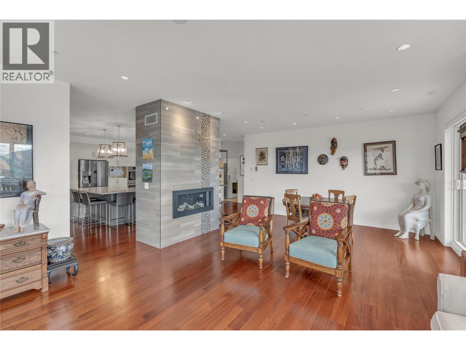 #1103 3388 Skaha Lake Road - 16