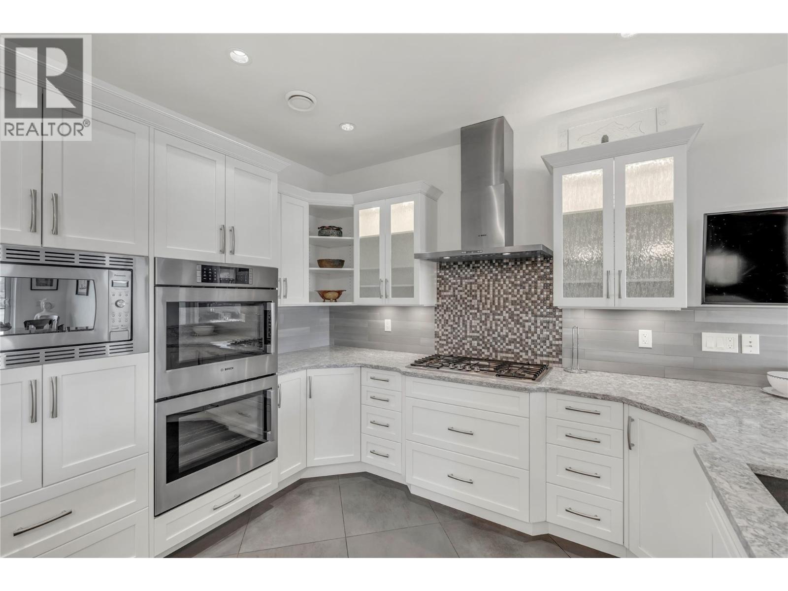 #1103 3388 Skaha Lake Road - 4