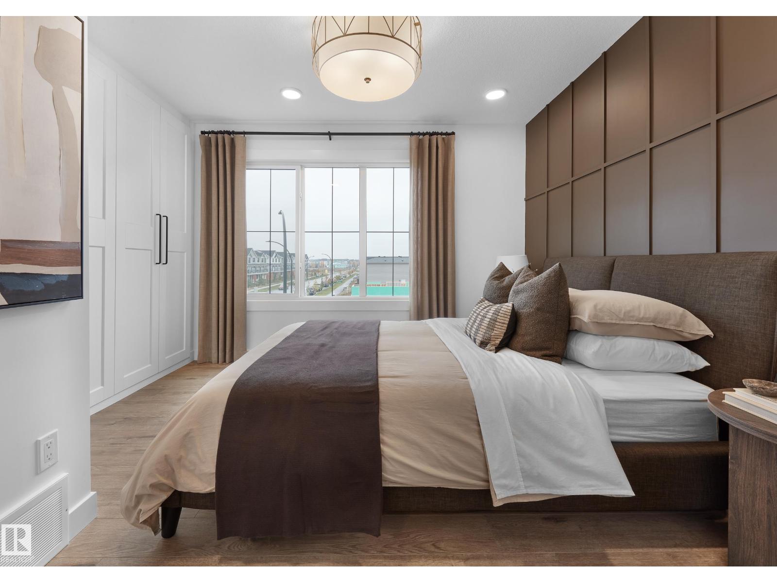 2032 MARQUIS WY NE - 16