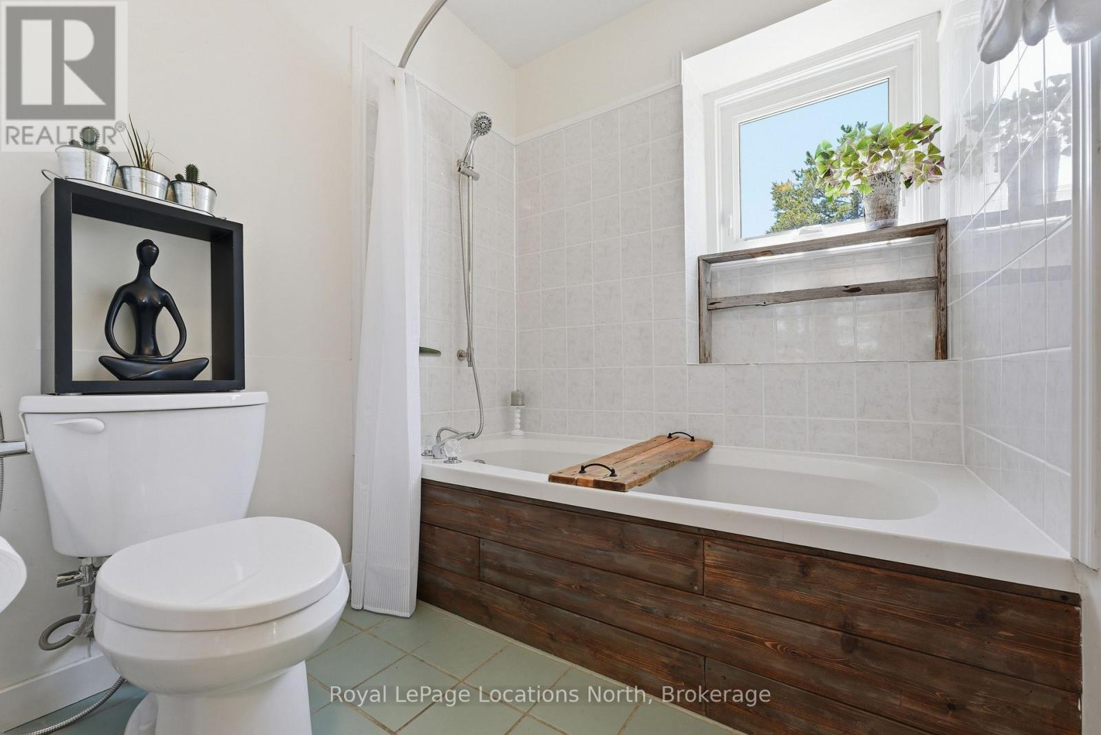 #150 53 TROTT BOULEVARD - 21