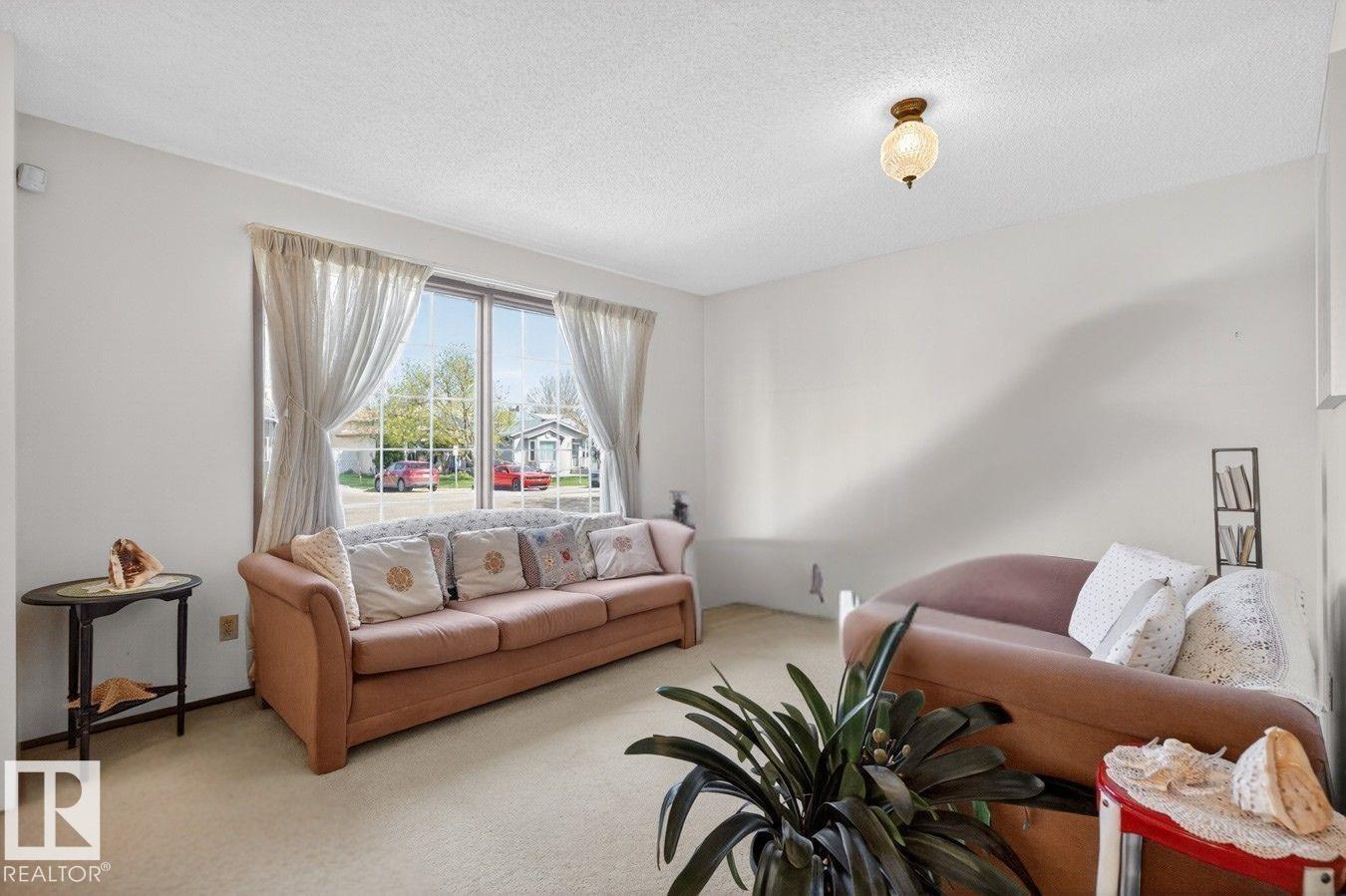 8317 157 AV NW, Belle Rive, Edmonton photo 4