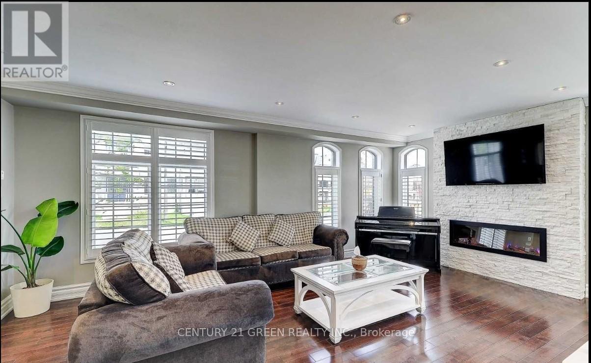 25 HOLROYD STREET - 2