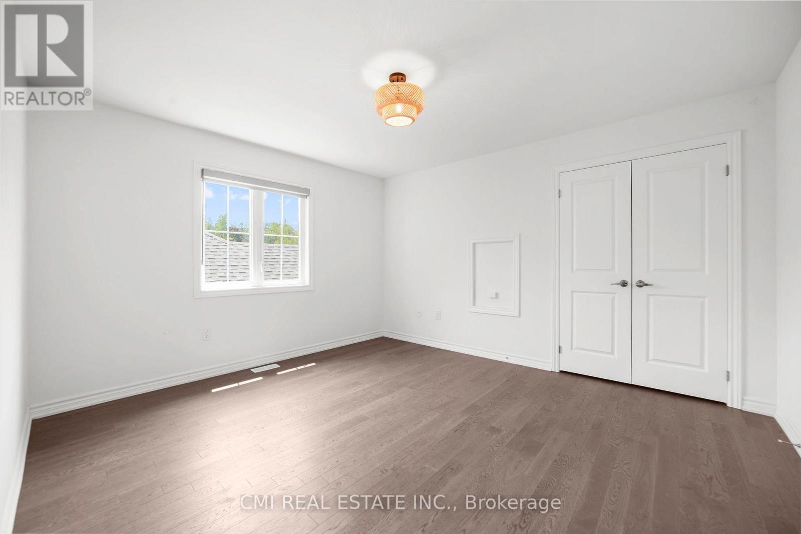 3205 MOSLEY STREET - 28