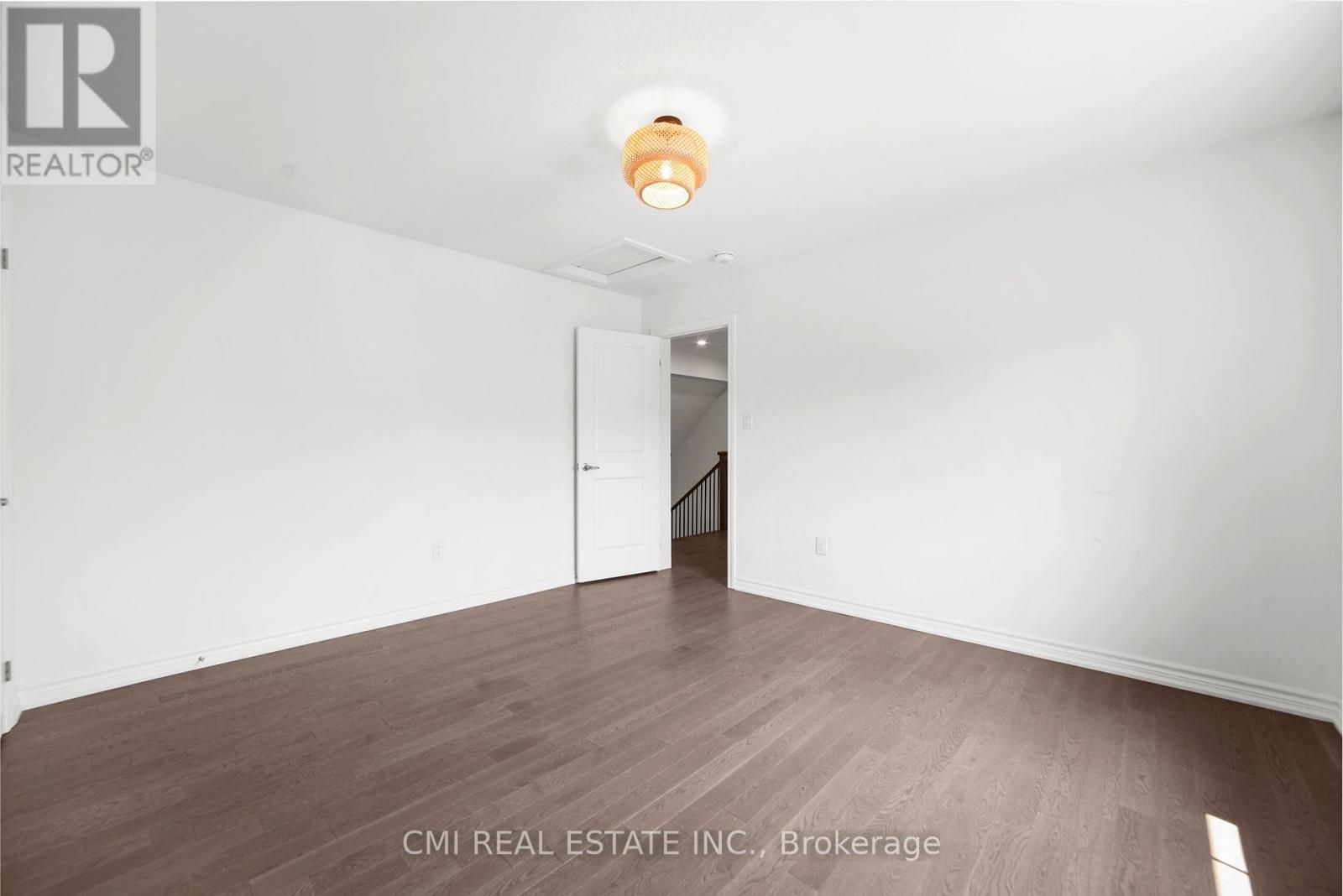 3205 MOSLEY STREET - 29