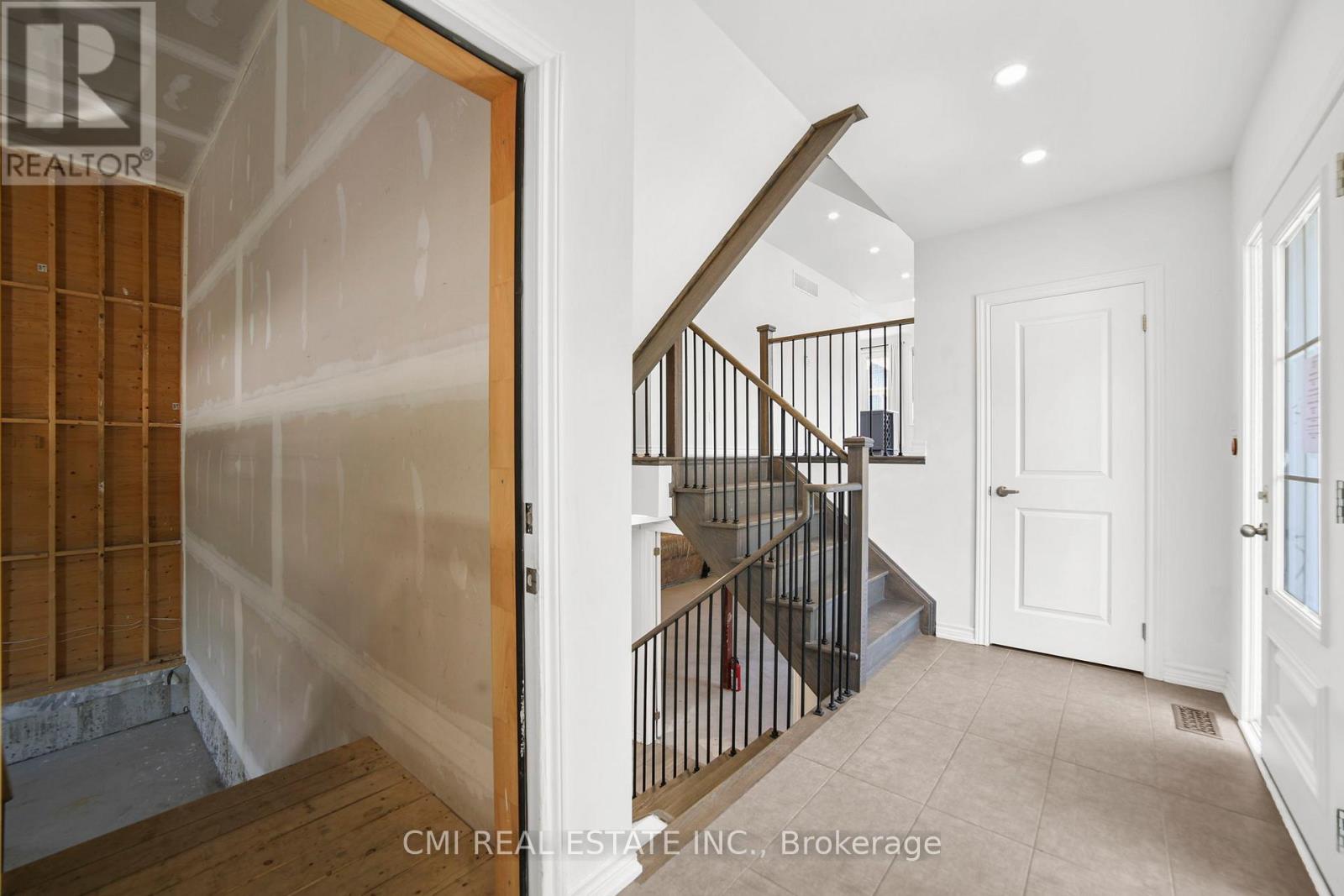 3205 MOSLEY STREET - 34