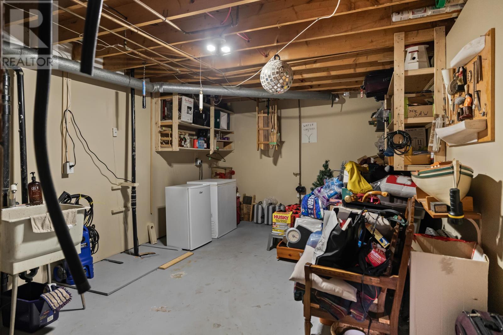 17 Towerwood Drive - 35