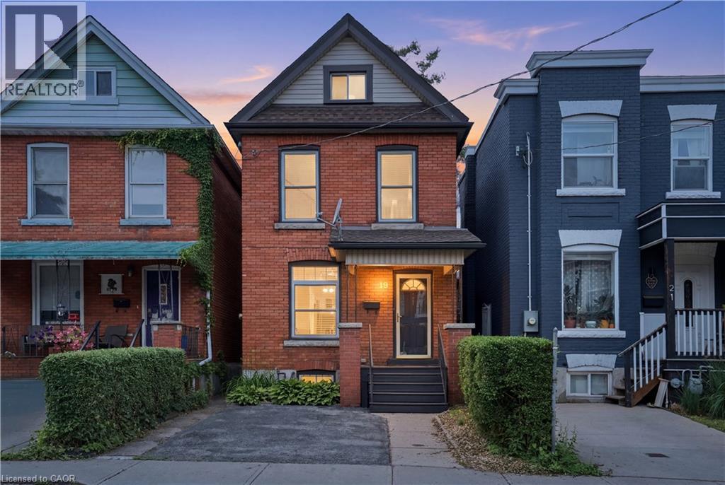 19 Huntley St.
