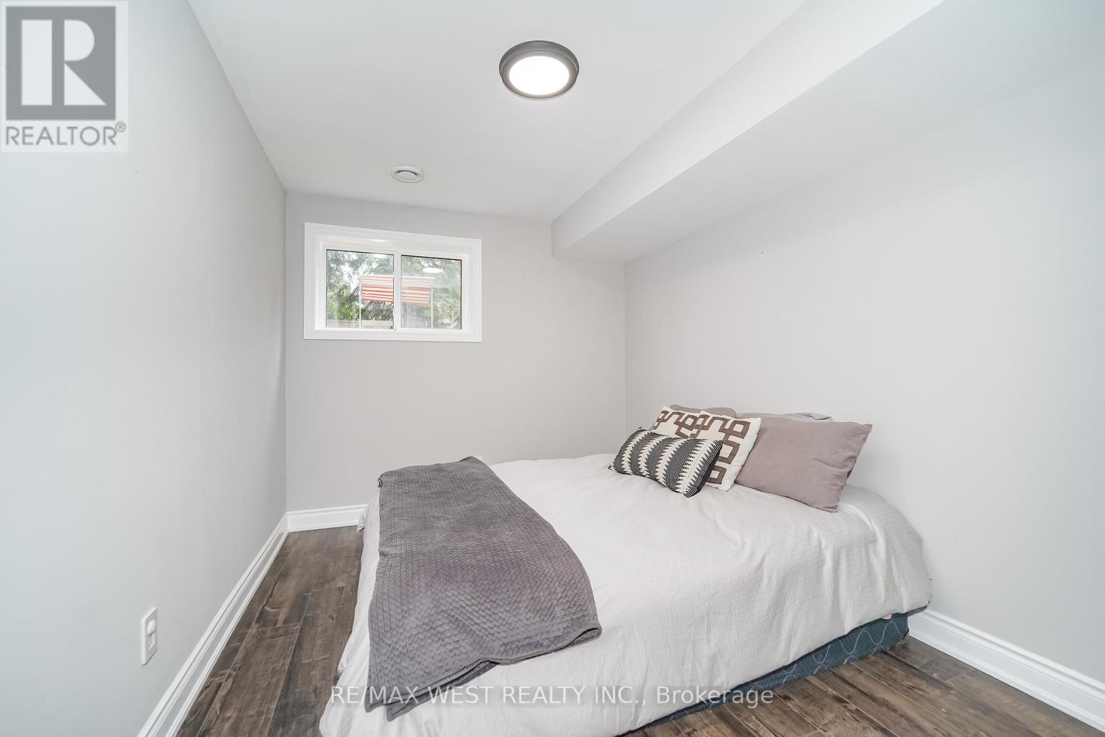 641 DEAUVILLE COURT - 7