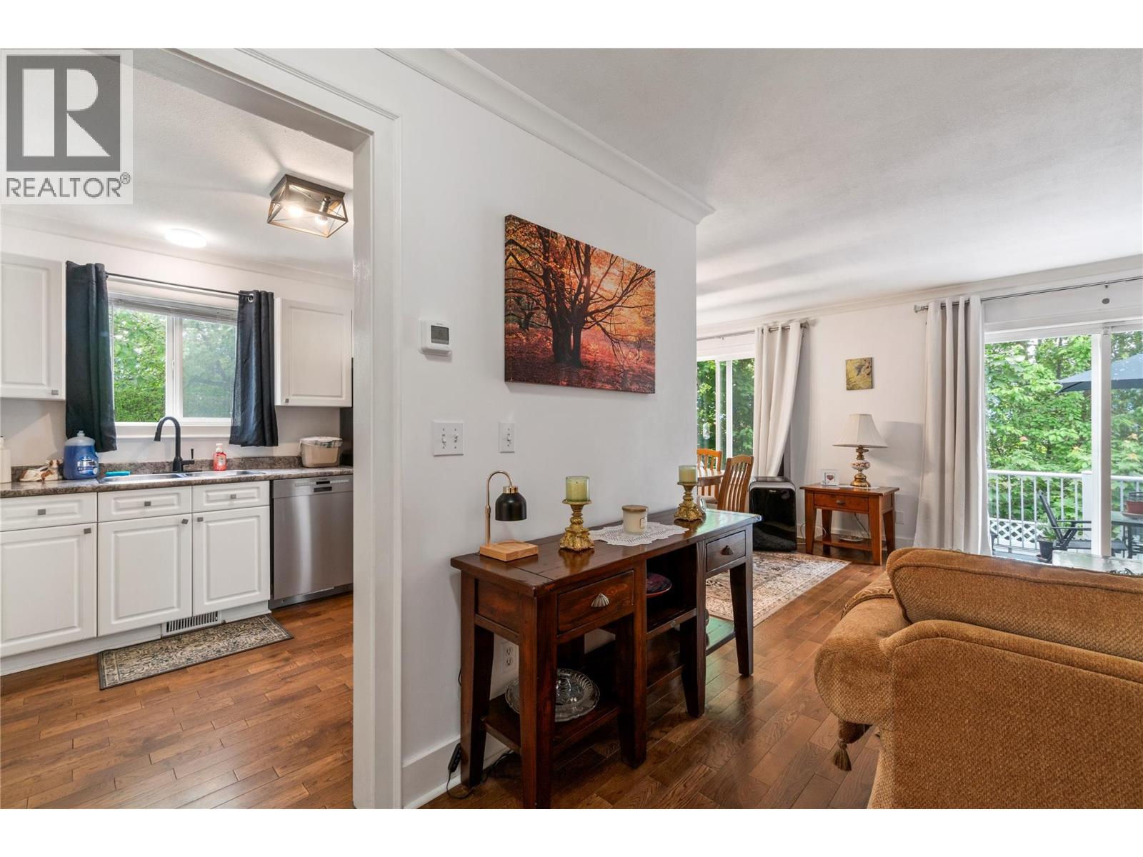 #1 2951 11 Avenue NE - 12