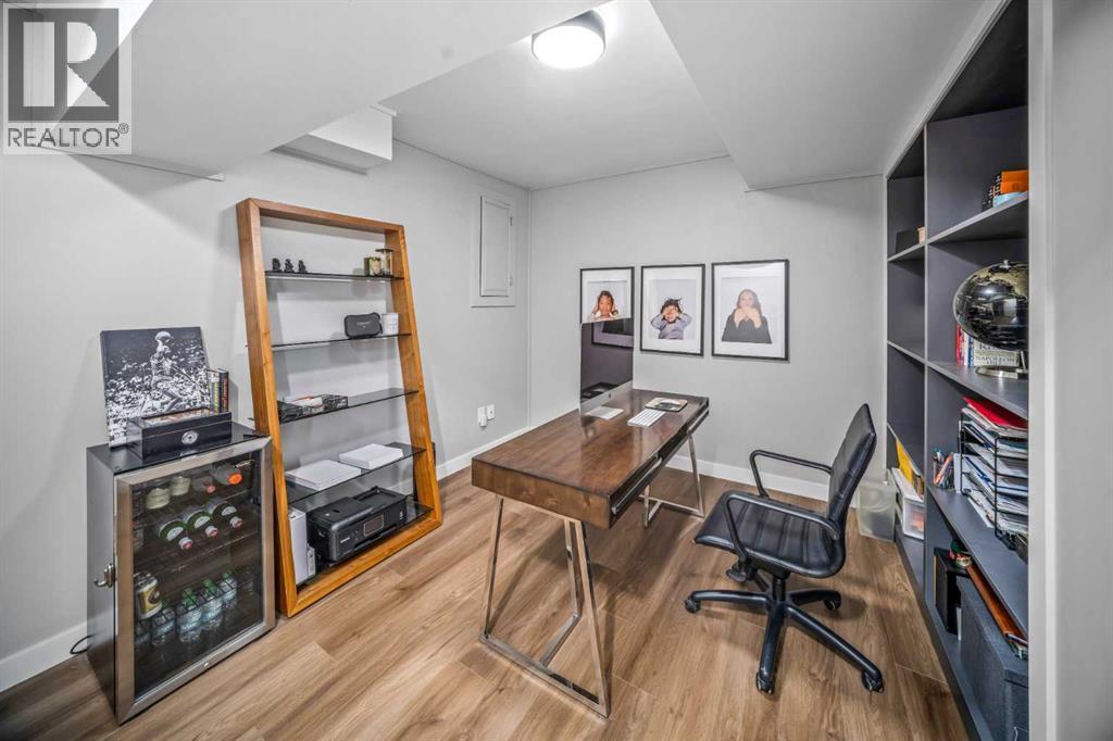 #4 1205 Cameron Avenue SW - 21