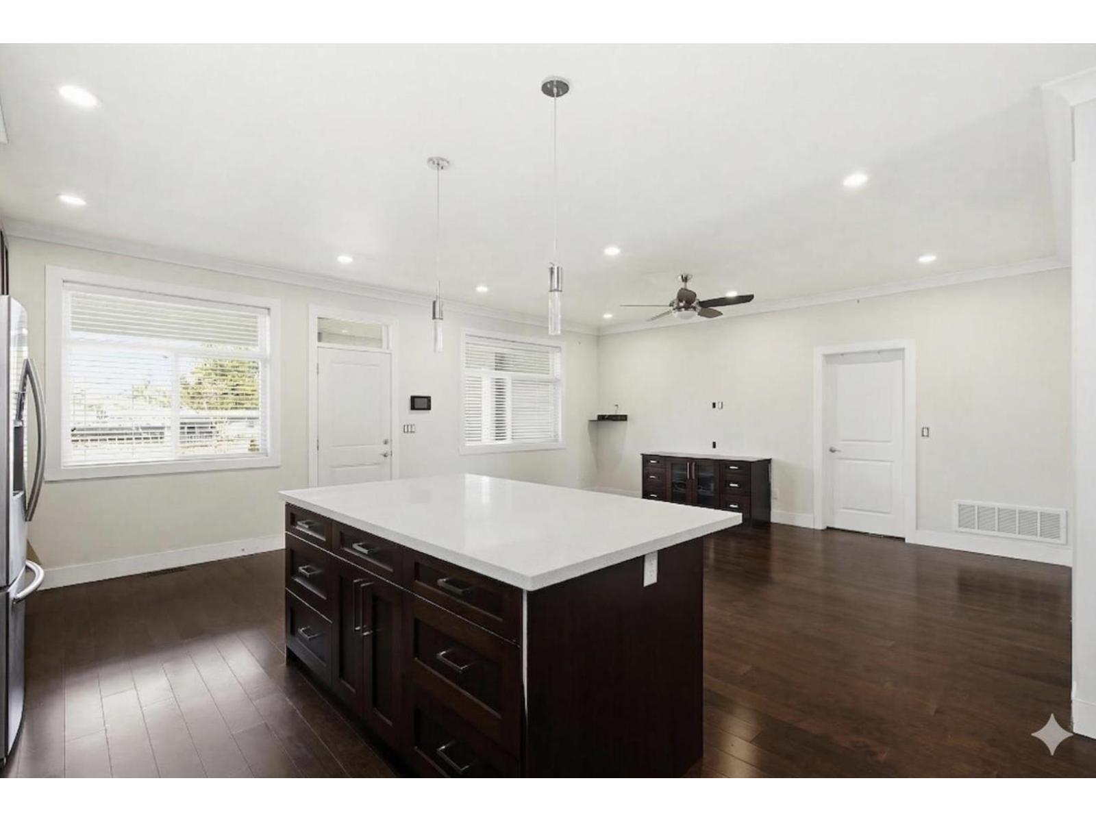 32141 HILLCREST AVENUE, Mission