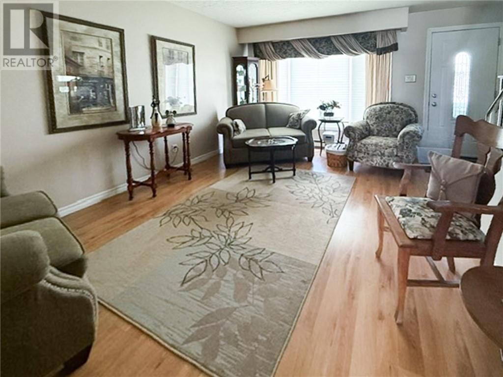 1021-1027 Lasalle Boulevard - 5