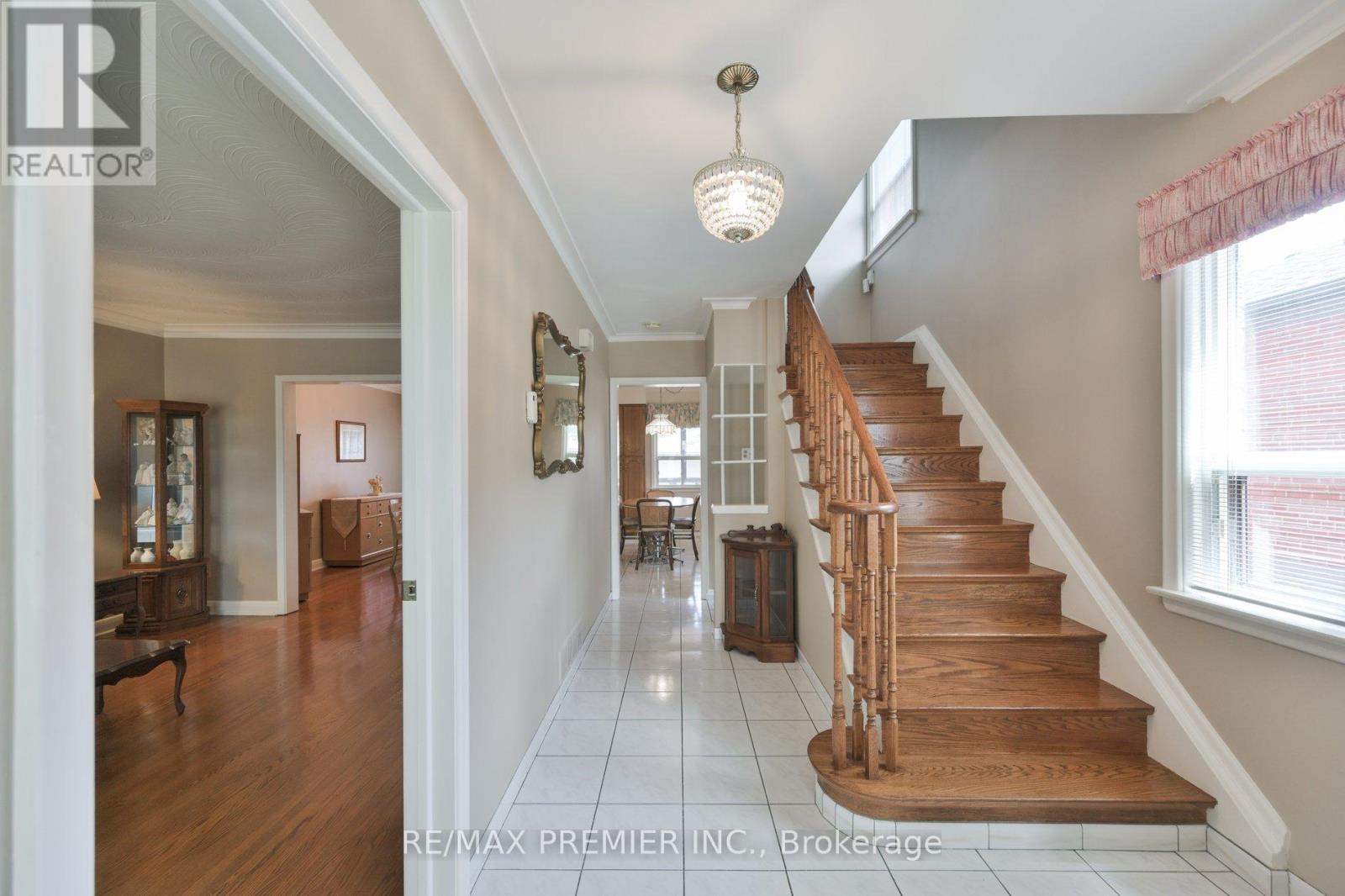 81 MACLEOD STREET - 4