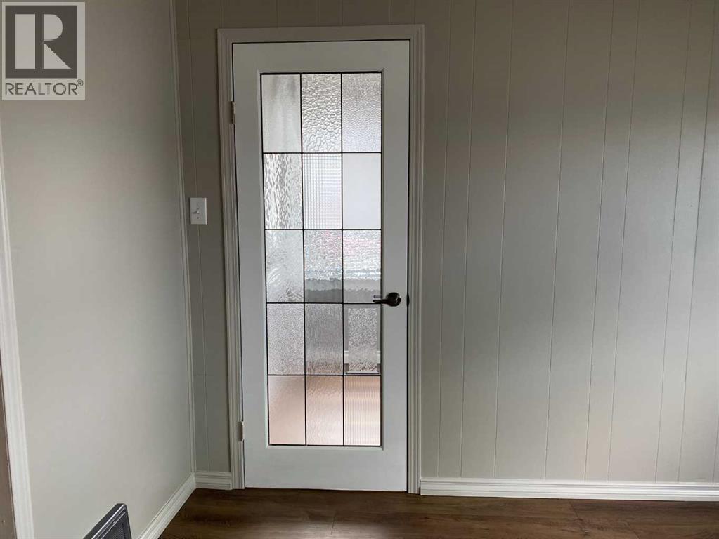 705 227 Street - 10