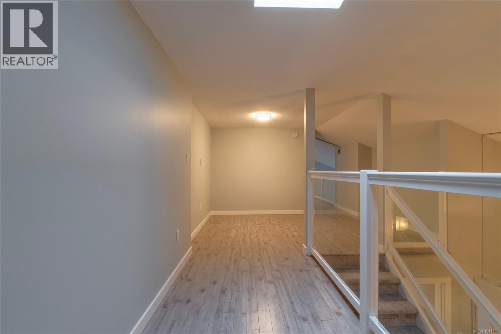 #408 1005 McKenzie Ave - 18