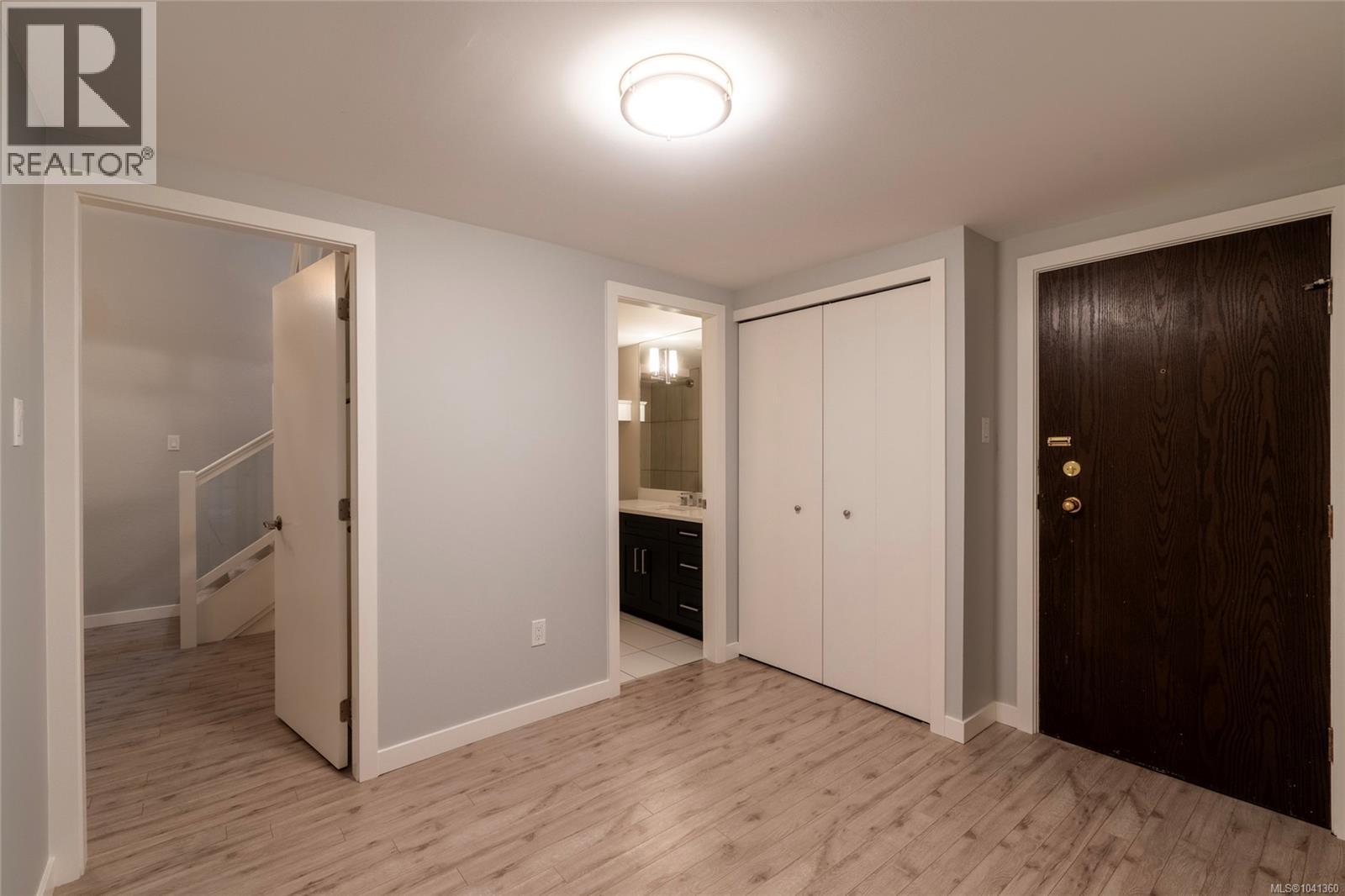 #408 1005 McKenzie Ave - 23