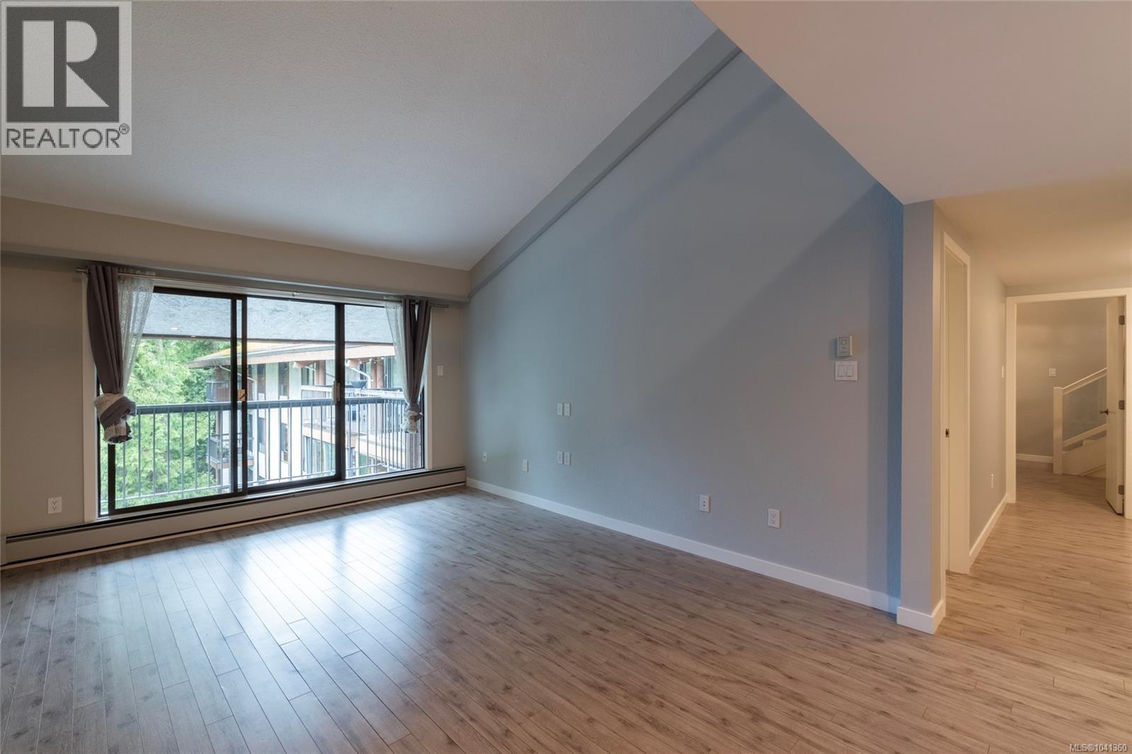 #408 1005 McKenzie Ave - 4