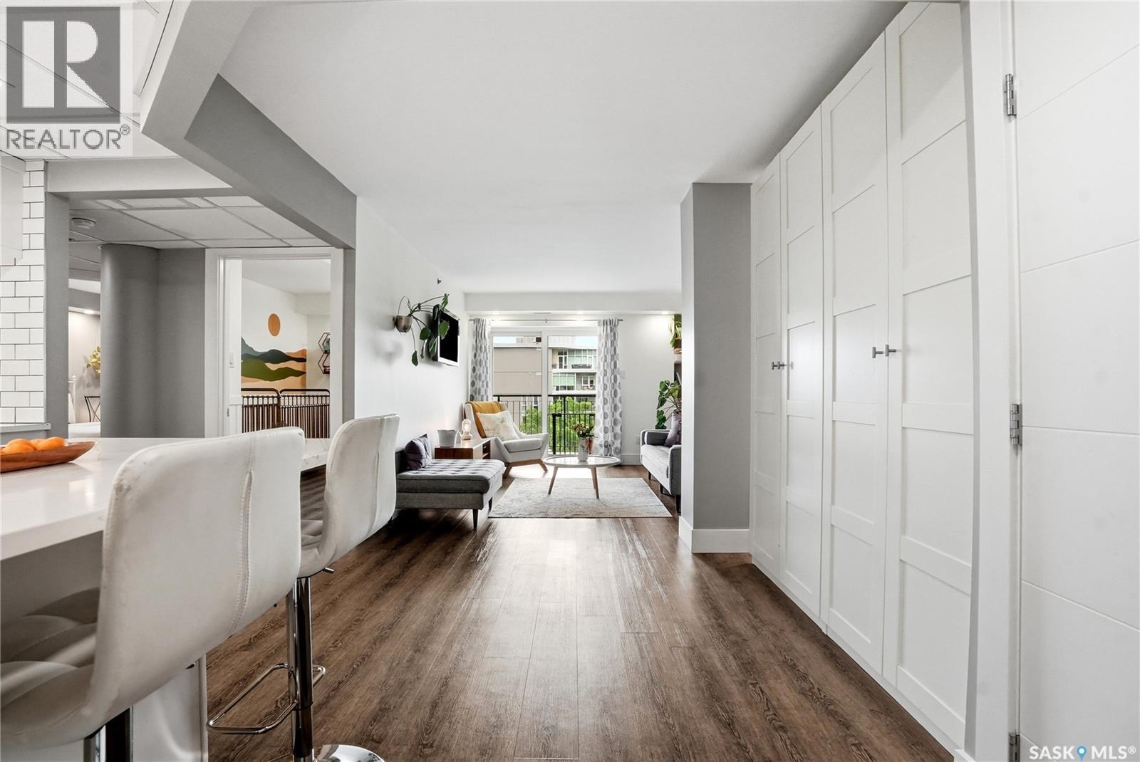 606 611 University DRIVE - photo 3