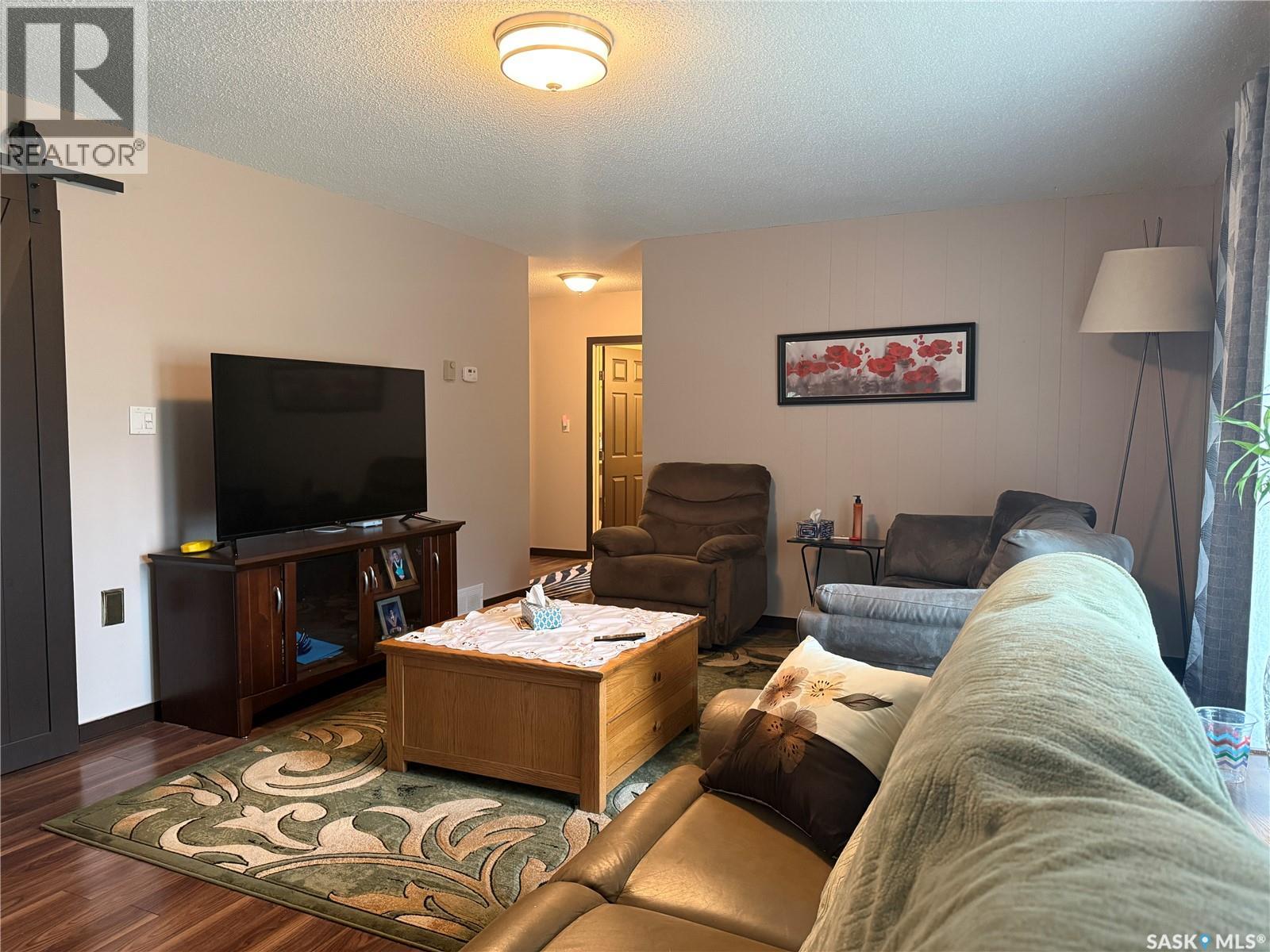 330 Ferguson STREET — photo 6