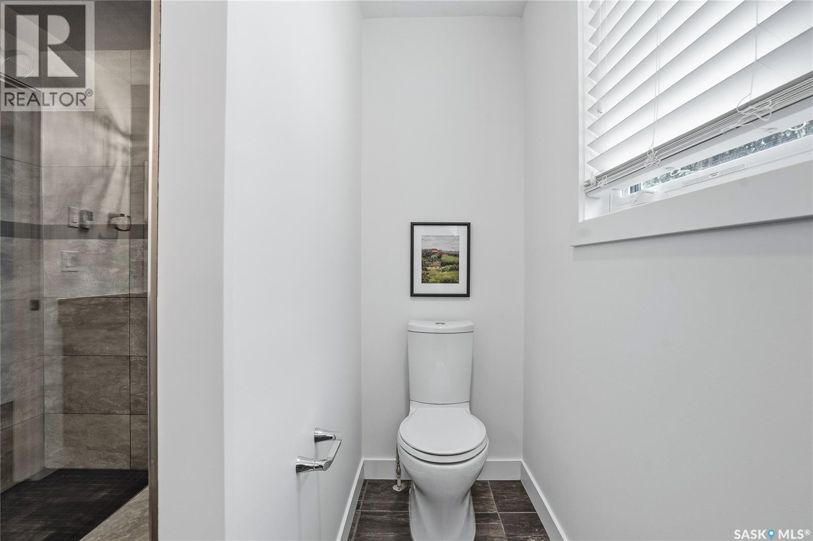 722 East DRIVE — photo 28