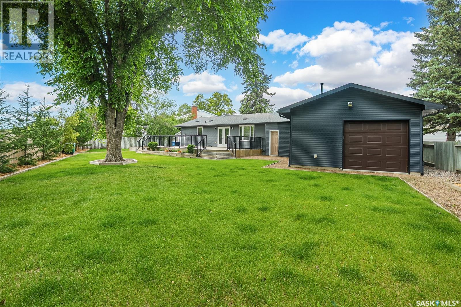 722 East DRIVE — photo 59