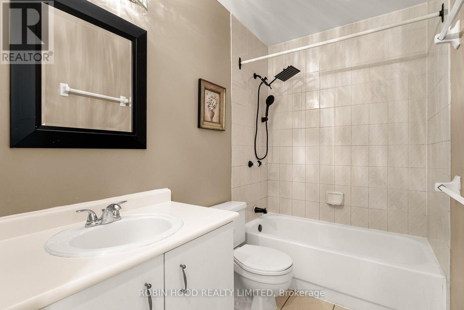 4 Bed, 3 Bath House for Rent in Ottawa – 121 PORCUPINE TRAIL, Ottawa – MLS# X13483798 - Image 19