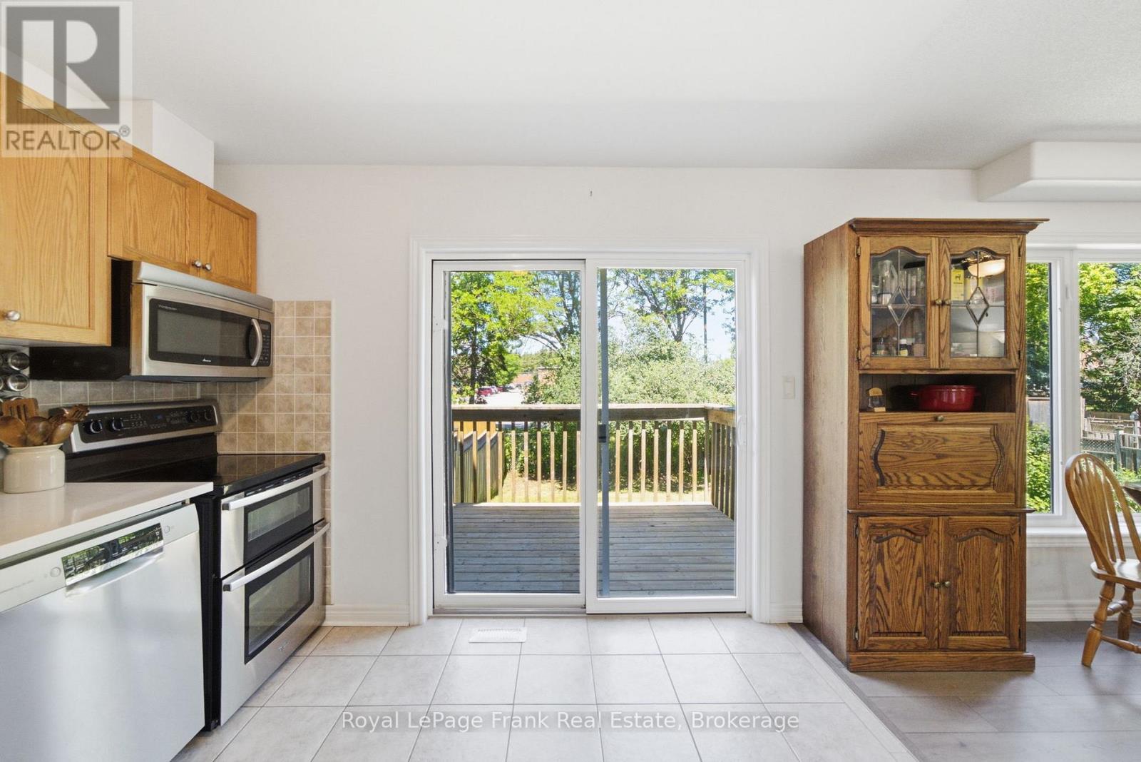 26 FALLINGBROOK CRESCENT - 13