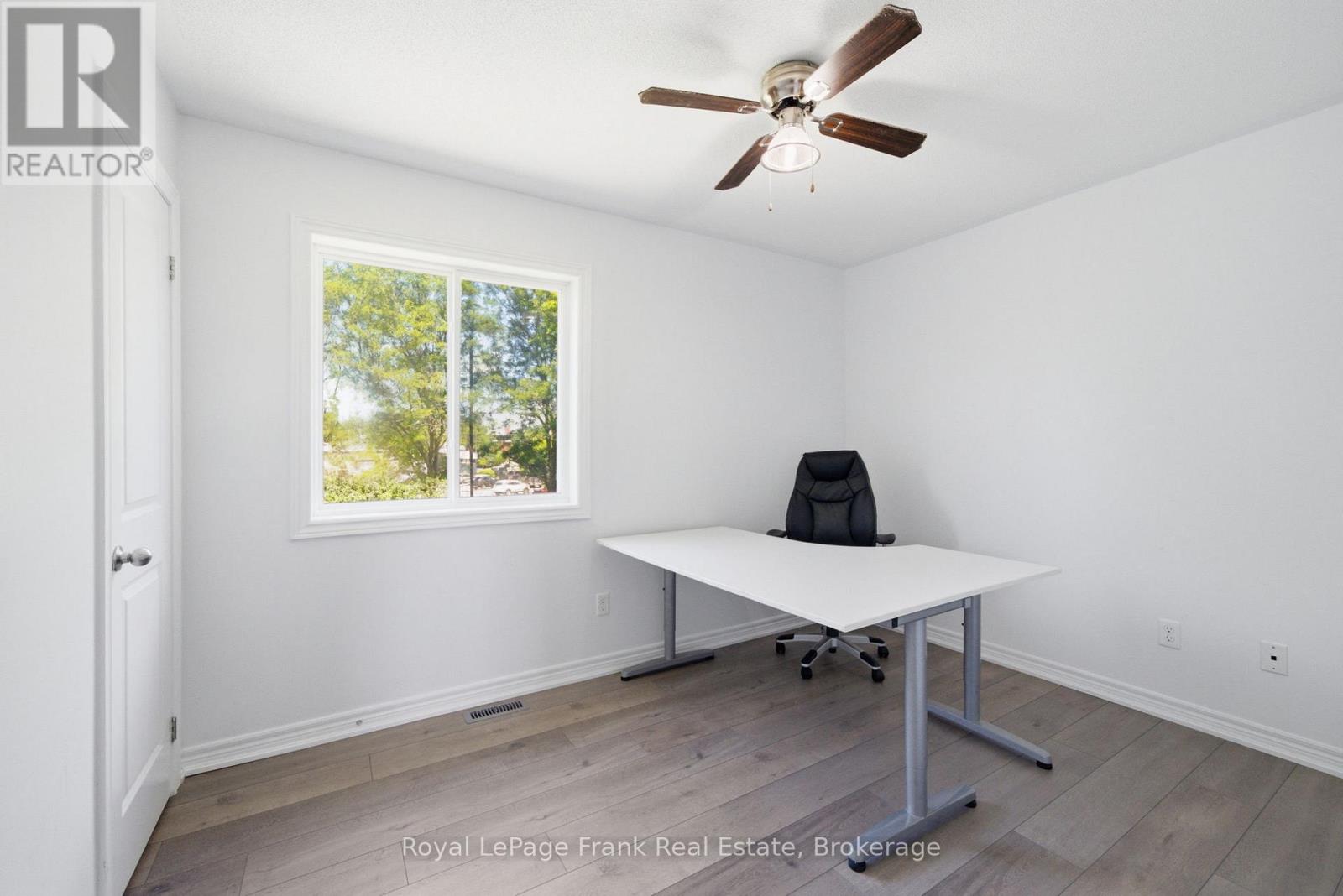 26 FALLINGBROOK CRESCENT - 16
