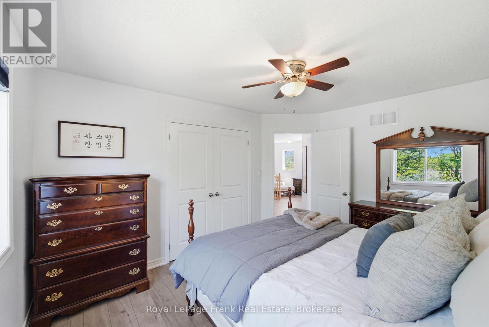 26 FALLINGBROOK CRESCENT - 22