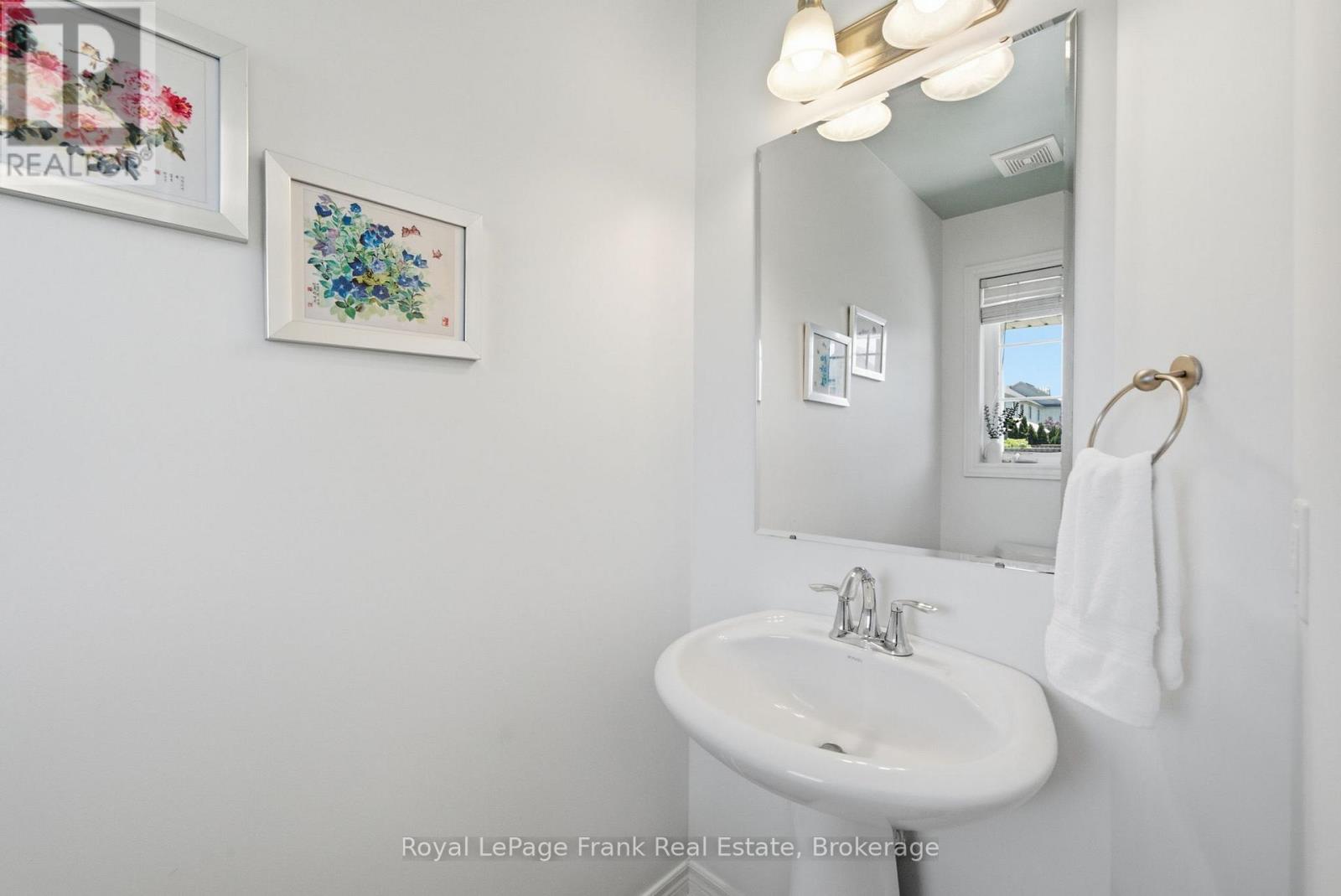 26 FALLINGBROOK CRESCENT - 23