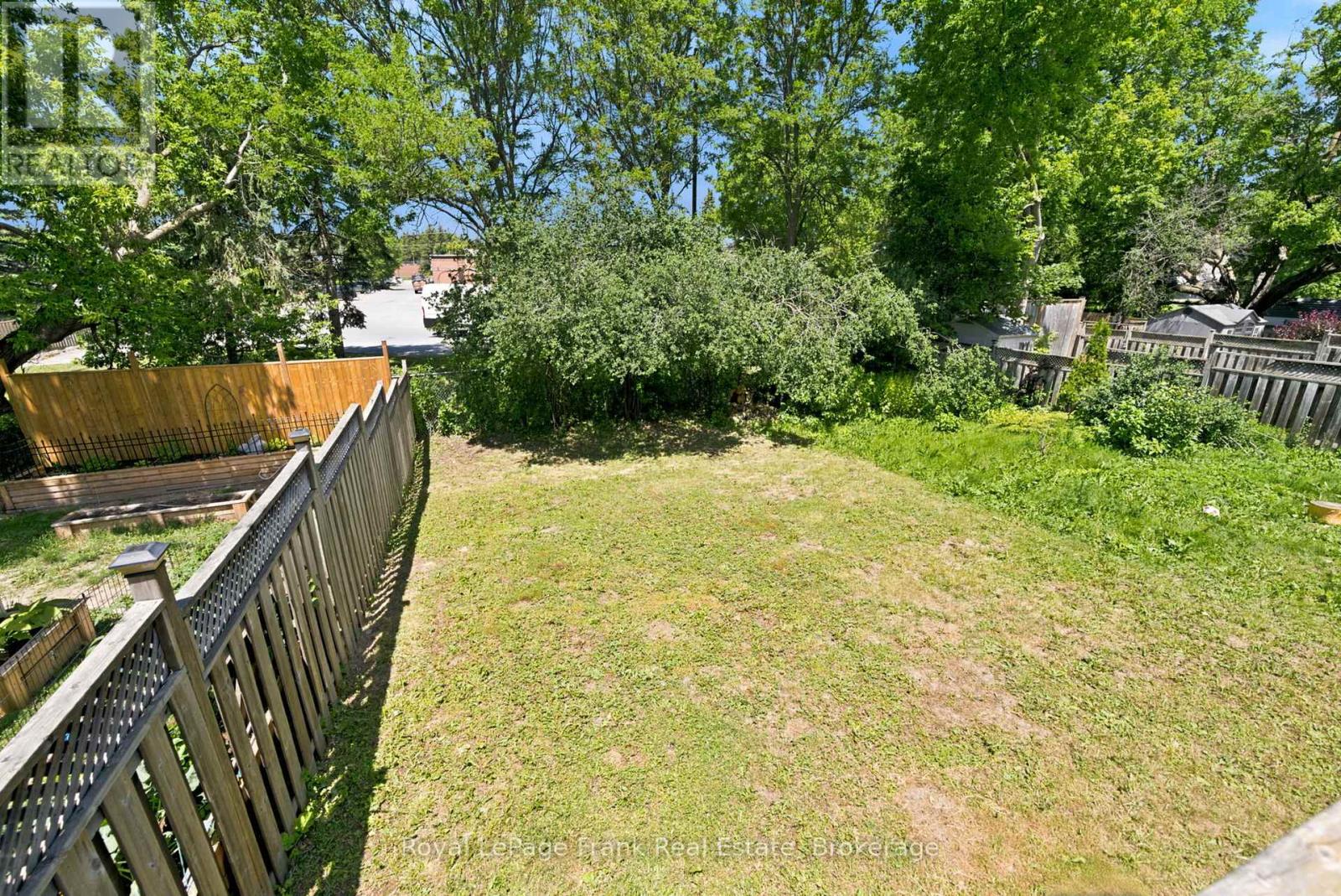 26 FALLINGBROOK CRESCENT - 37