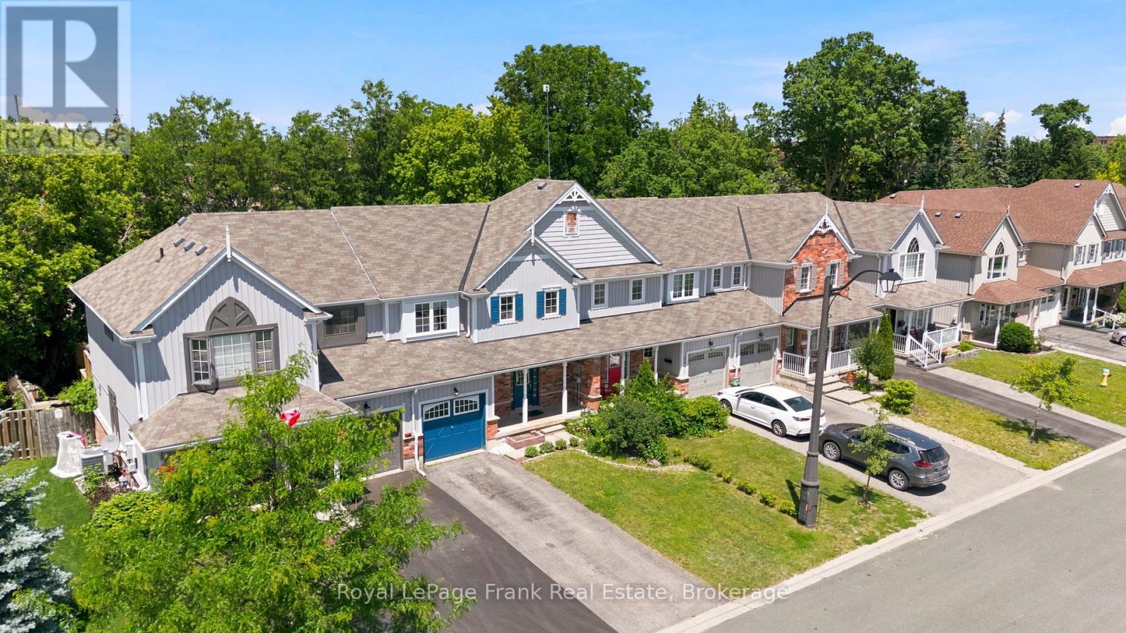 26 FALLINGBROOK CRESCENT - 44