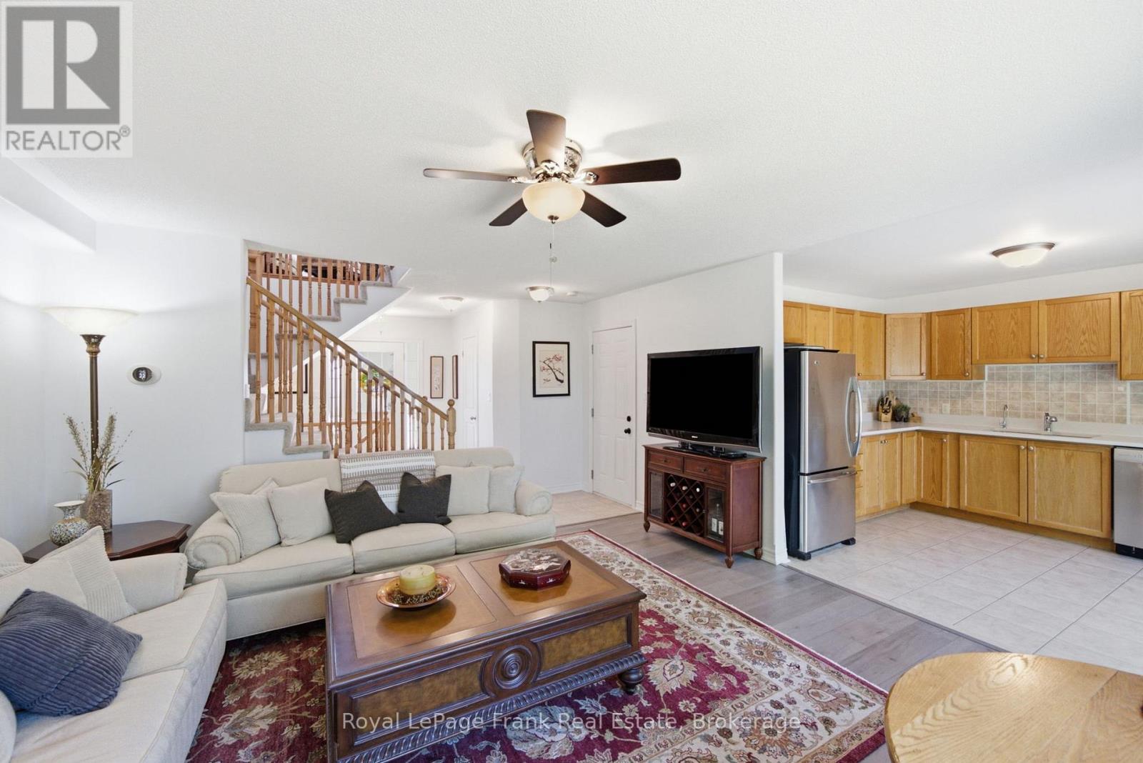 26 FALLINGBROOK CRESCENT - 9