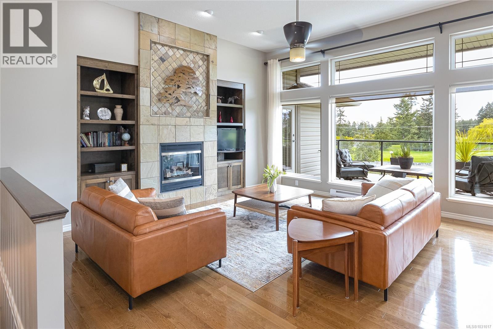843 Country Club Dr - 7