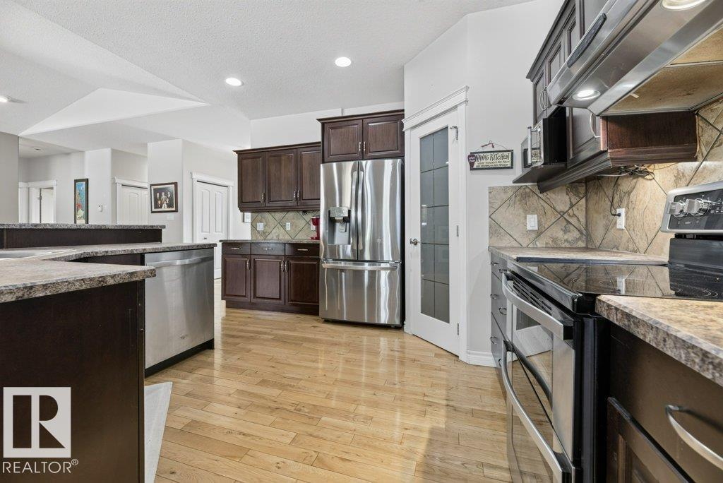 5528 43 ST - 20