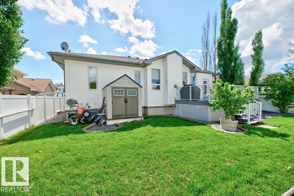 5528 43 ST - 52