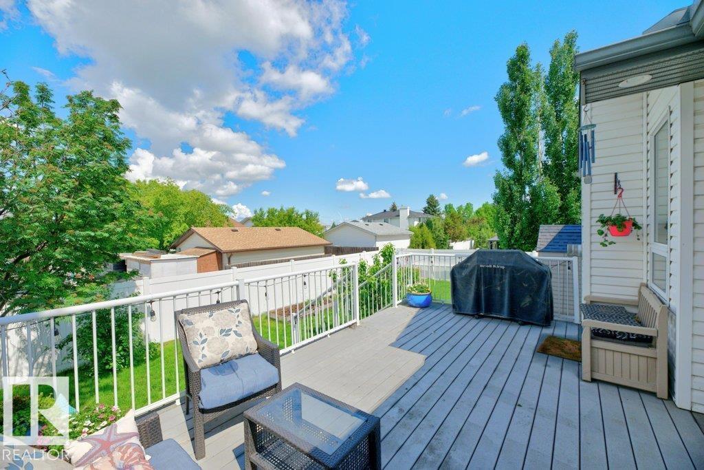 5528 43 ST - 45