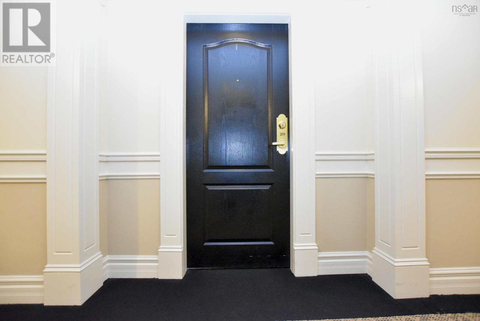 #209 36 Southgate Drive - 23
